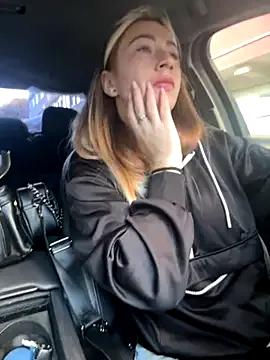 Reina_Cummings — I'm in LOVE with SQUIRT!!!