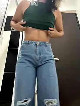 sara_calderon — TOPLES + SPIT PUSSY AND TITS