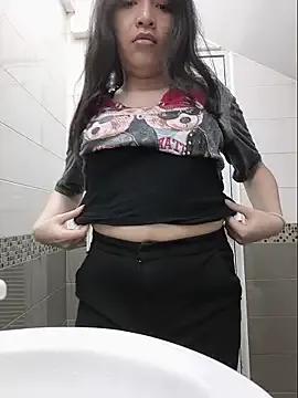 sara_kimoo on StripChat 