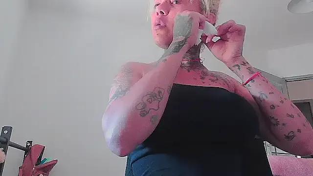 serena__vedette on StripChat 