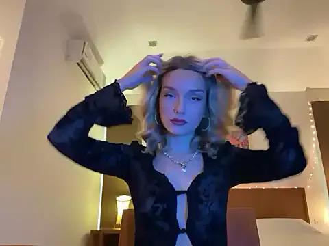 SirenaBelle — seductive dance outfit change