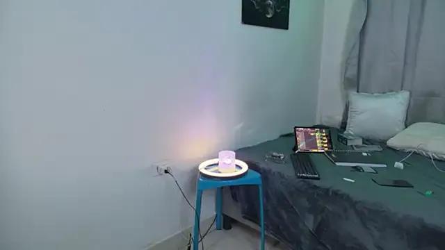 Stefhania_susej —  you are fucking hot 