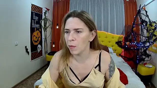 TessaDaybreak on StripChat 