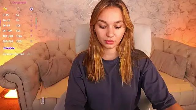UrMuseOn on StripChat 