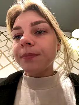 ValenciaShock — PLAY WITH MY SWEET NIPPLES