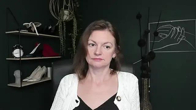 VivianWILD on StripChat 