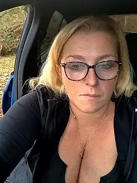 winniess40 on StripChat 