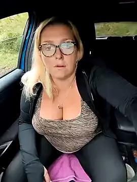 winniess40 on StripChat 