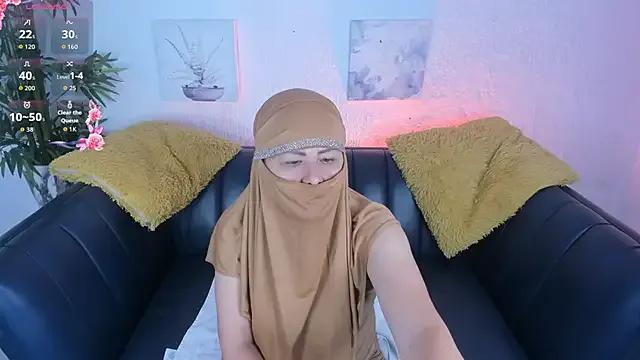 zahra_isawii — show booobs